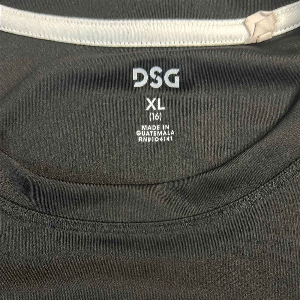 DSG Girls' Black Active Peace Love Softball Tee, Size‎ XL